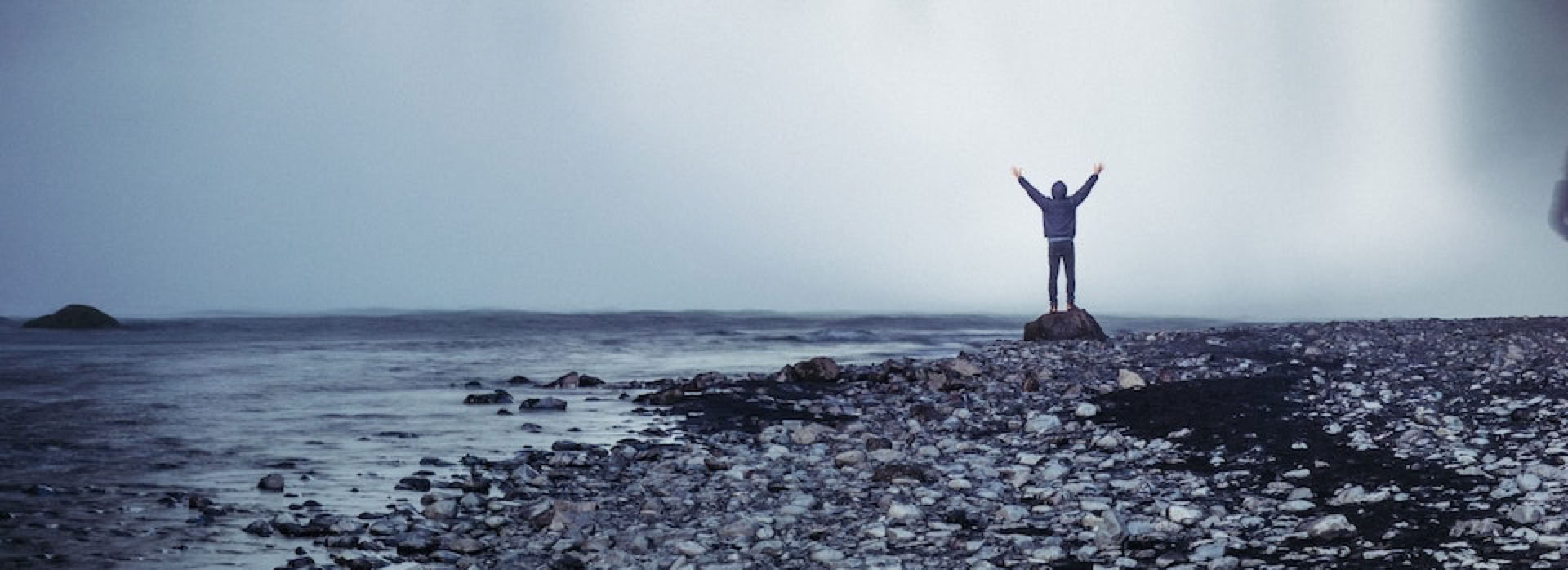 Ein ehemaliger Priester der Neuapostolischen Kirche findet zum Herrn Jesus Christus und bekehrt sich. Sein Ausstieg aus der NAK.